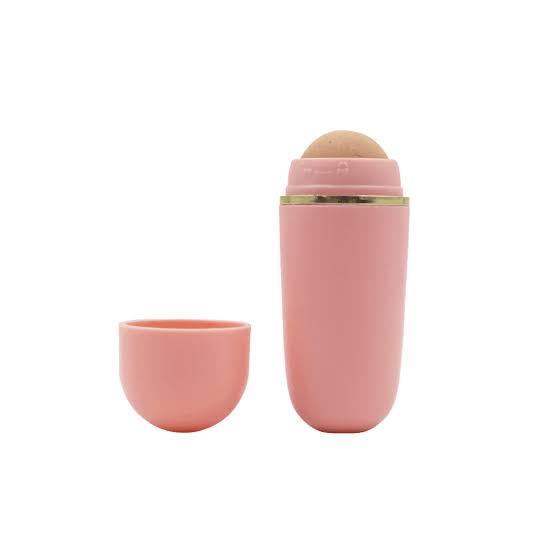 Volcanic Oil-Absorbing Face Roller